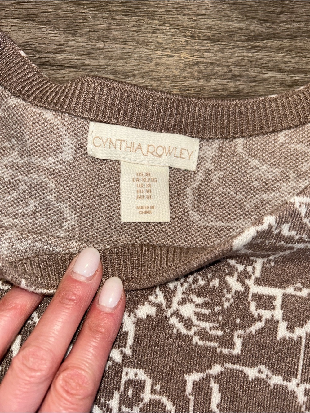 Cynthia Rowley Floral Knit Sweater Tank Top XL Taupe Cream Cap Sleeve - Picture 3 of 7